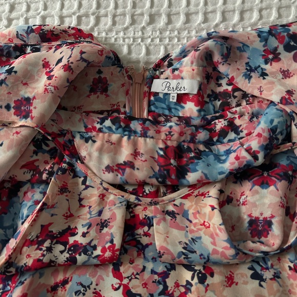 Flirty Silk Summer Dress - Picture 8 of 8